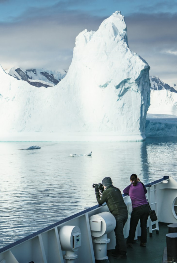 Eisberg vom Schiff aus