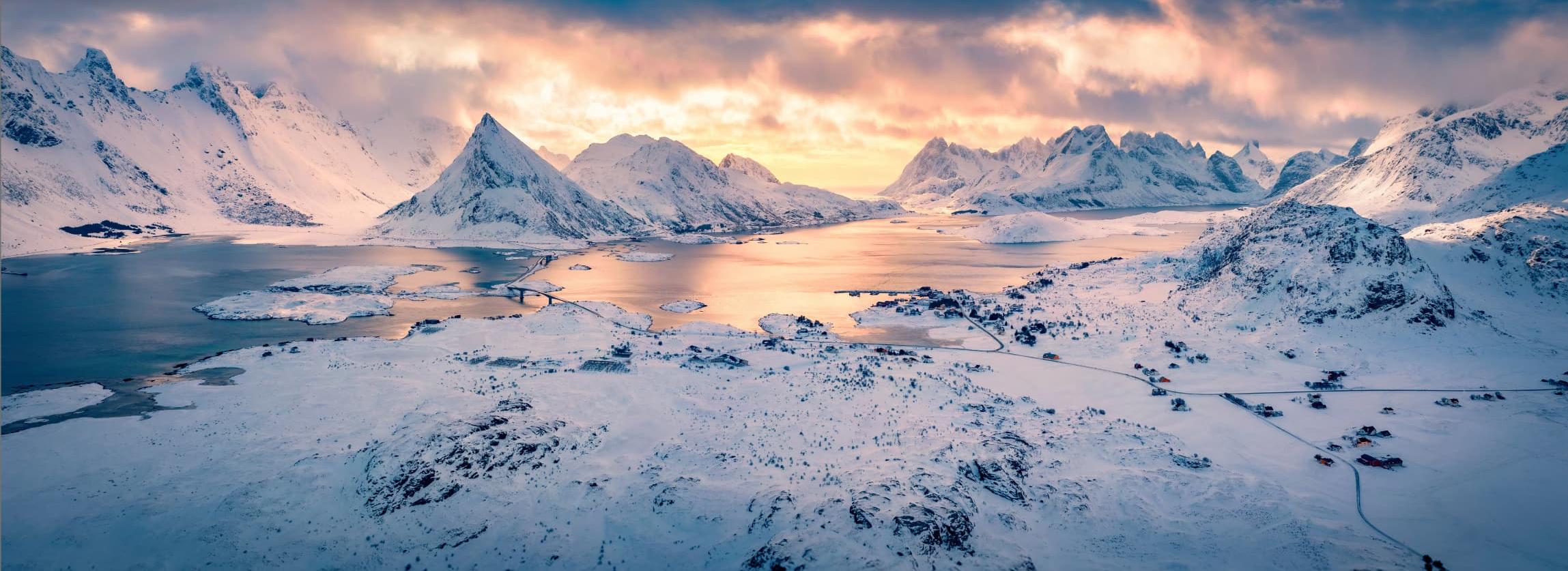 Schneelandschaft Fjord