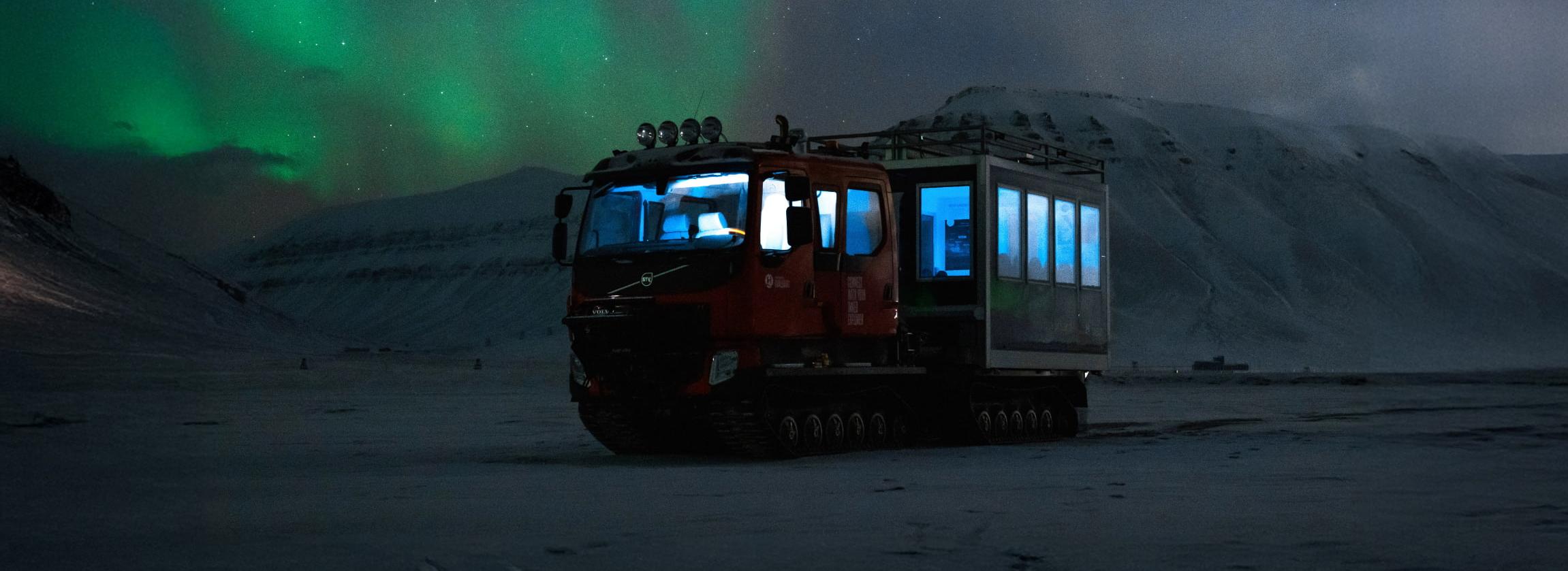 Schneemobil Polarlichter