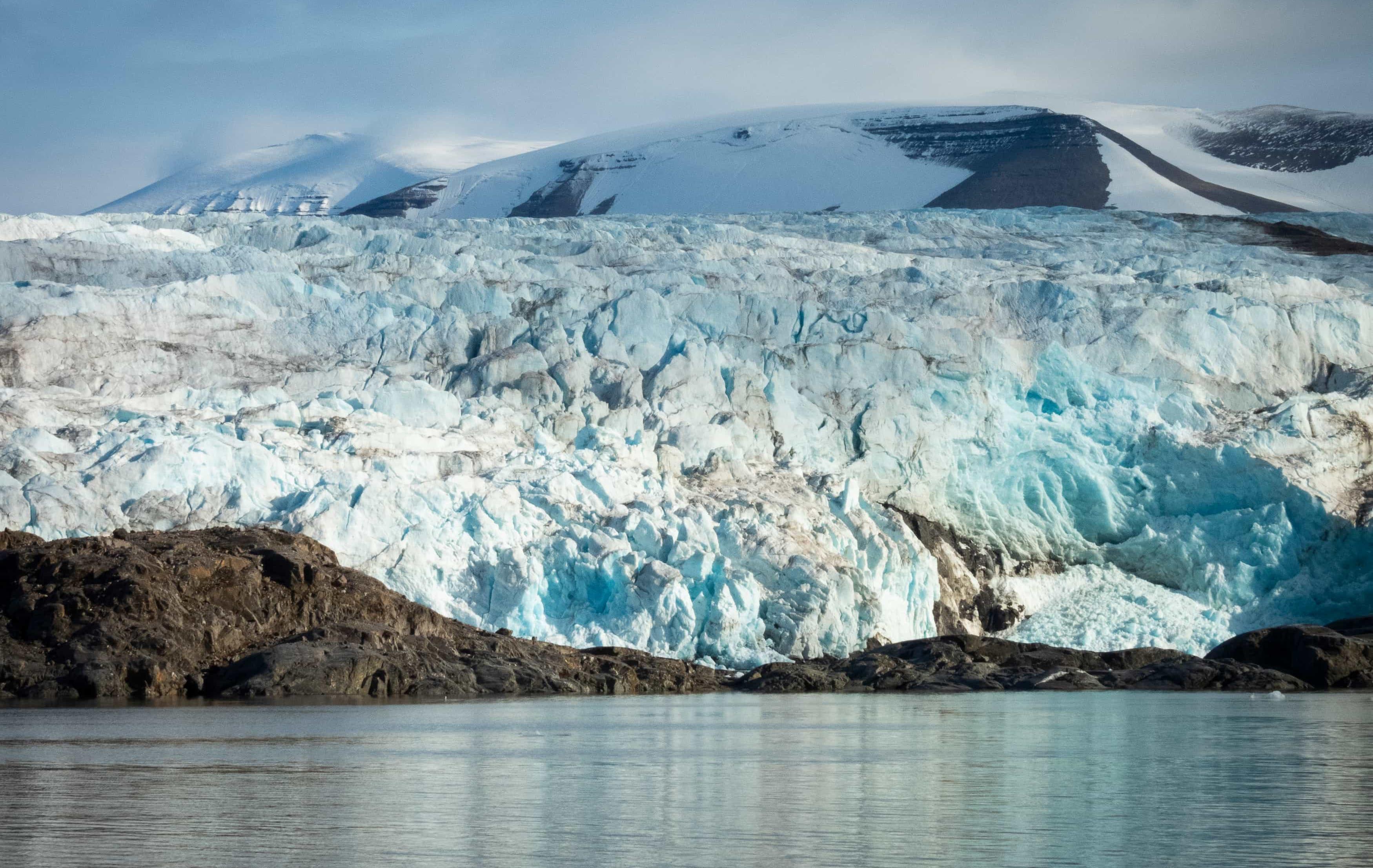 90° Nord – Expedition zum geografischen Nordpol - Gletscherkante in Spitzbergen