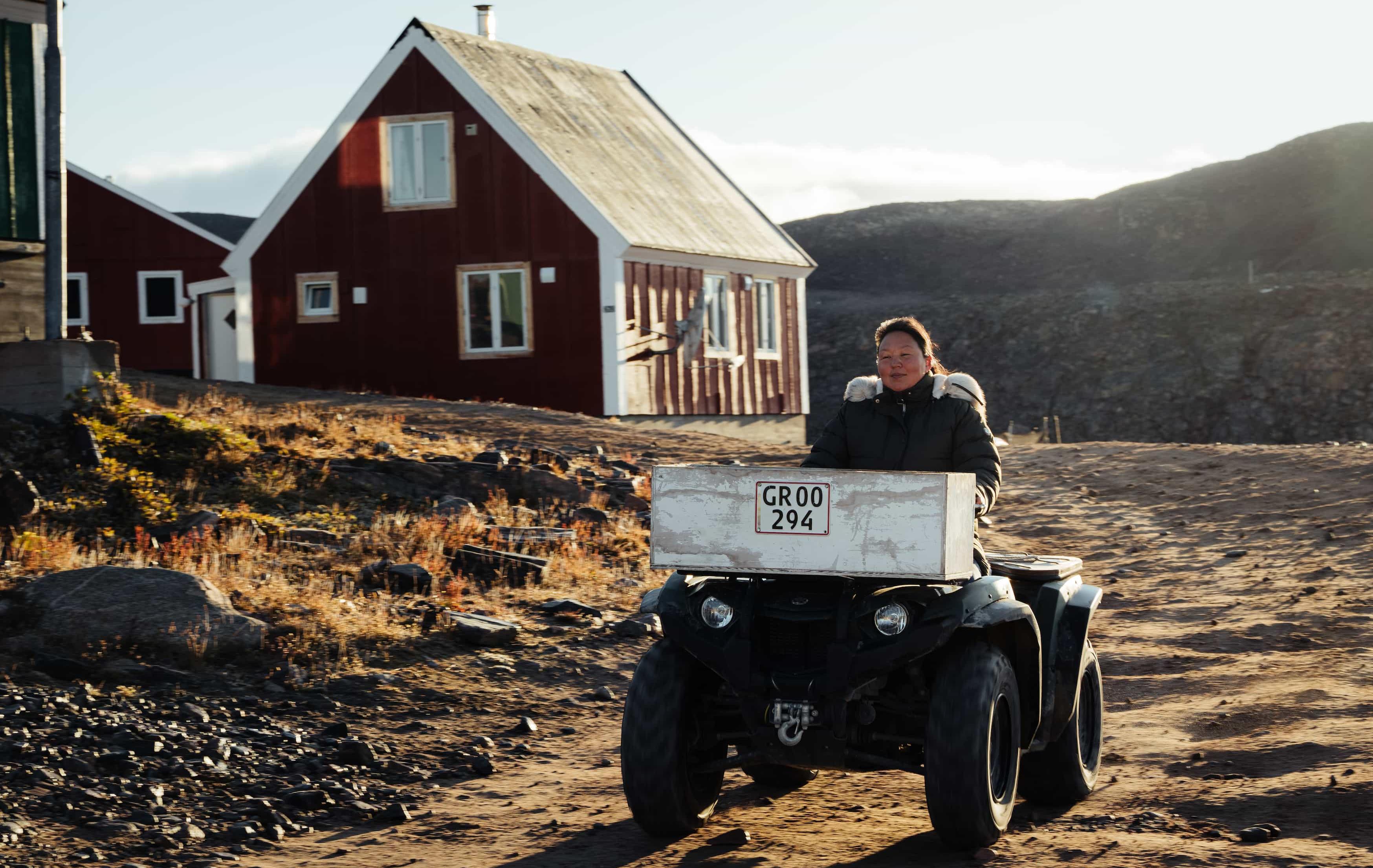 Sonnenfinsternis 2026: Der Moment, an dem der Himmel innehält - Ittoqqortoormit Dorf in Grönland