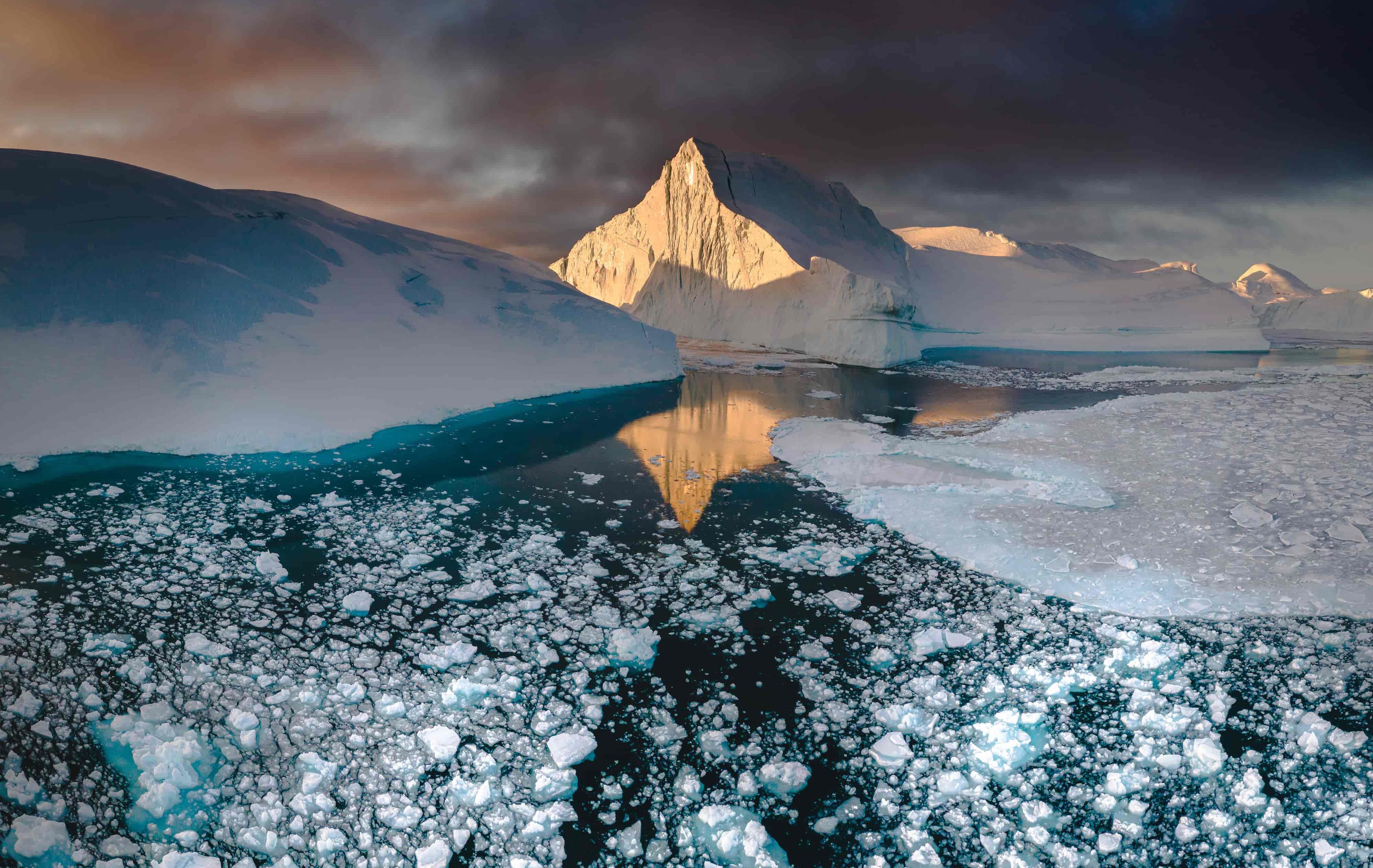 Mitternachtssonne & Walgesang in der Diskobucht