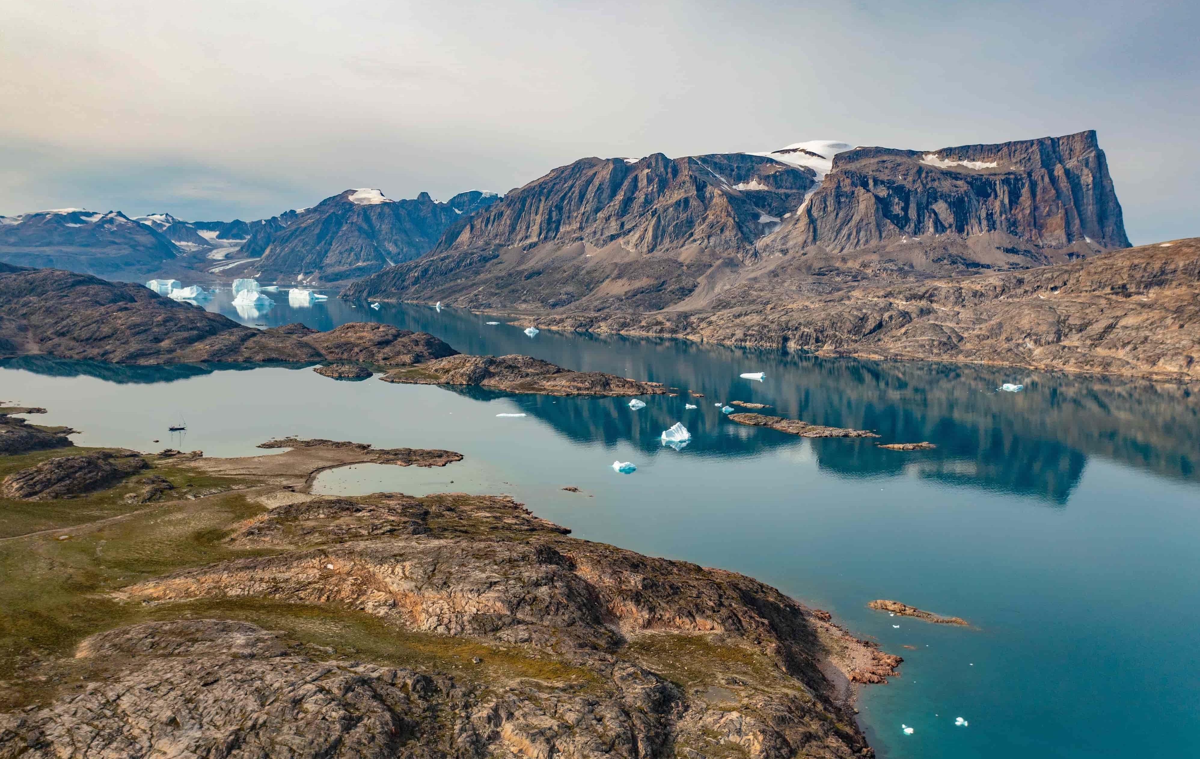 Herbstlicht & Eiswelten – Expedition Scoresbysund