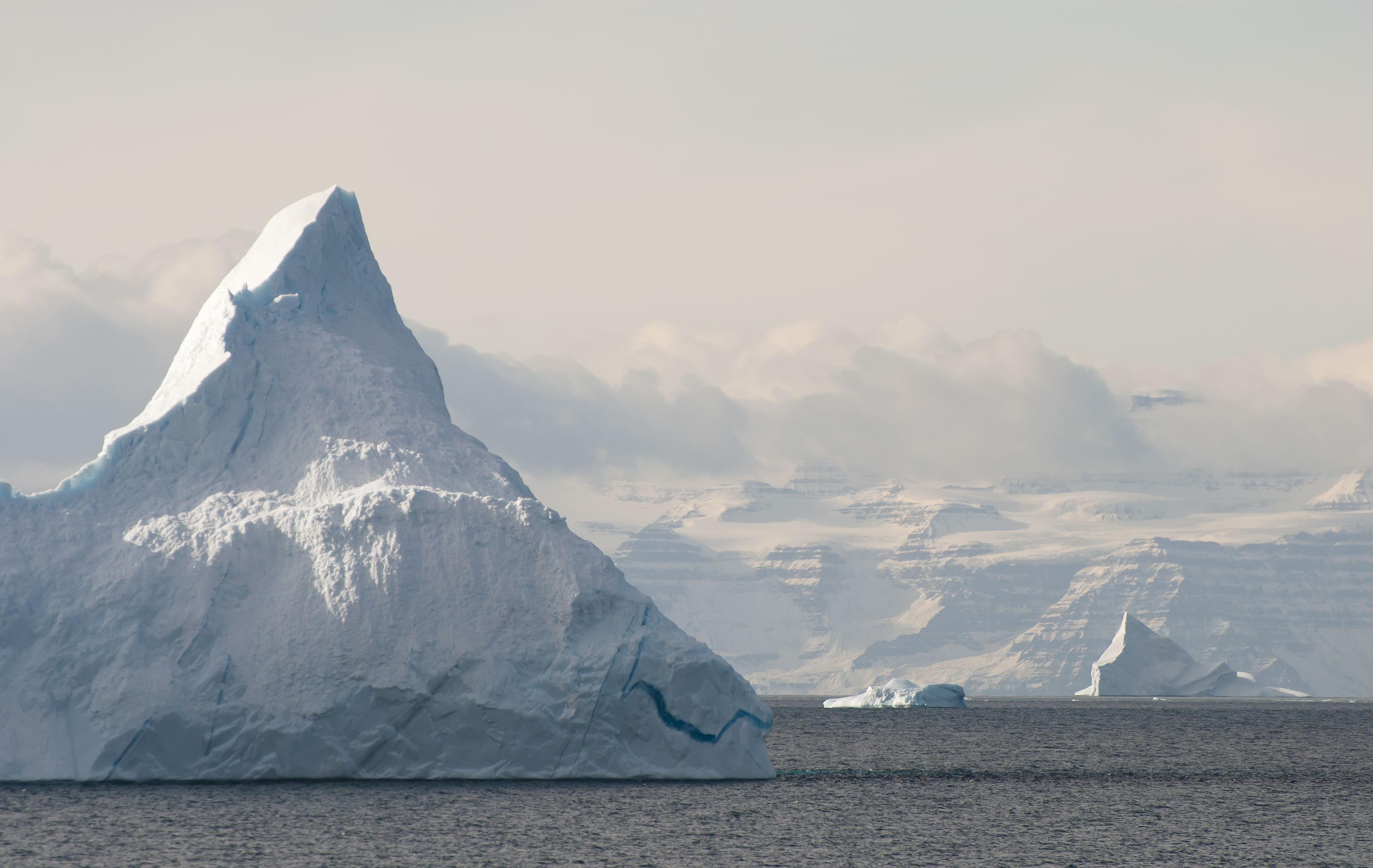 Herbstlicht & Eiswelten – Expedition Scoresbysund